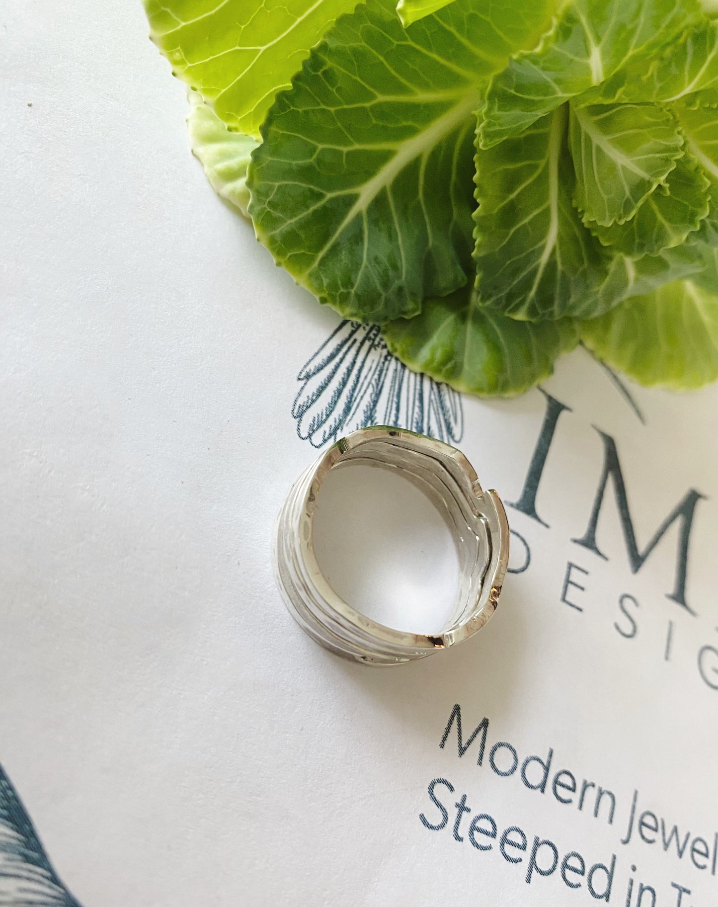 interlocking wave ring