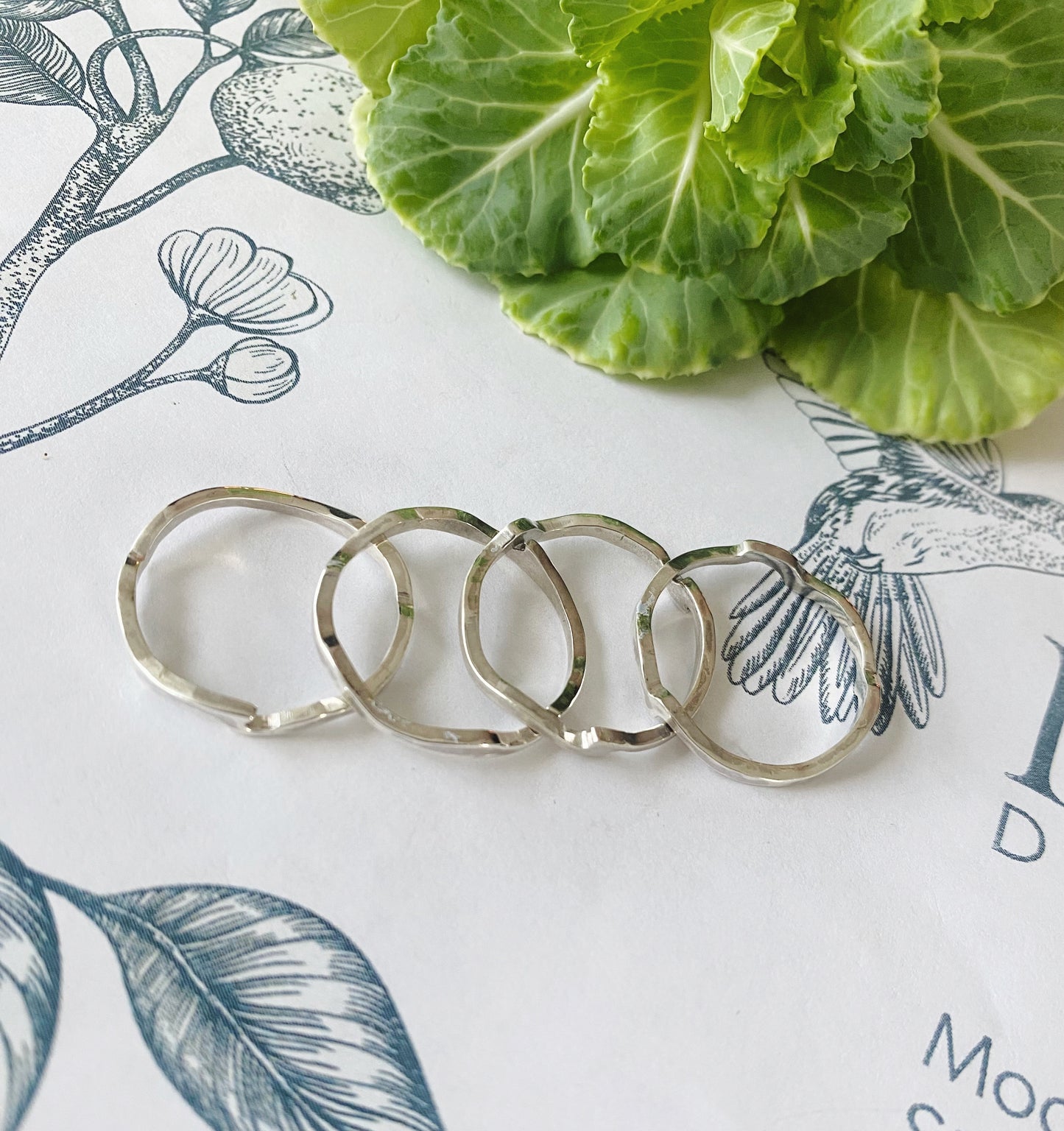 interlocking wave ring