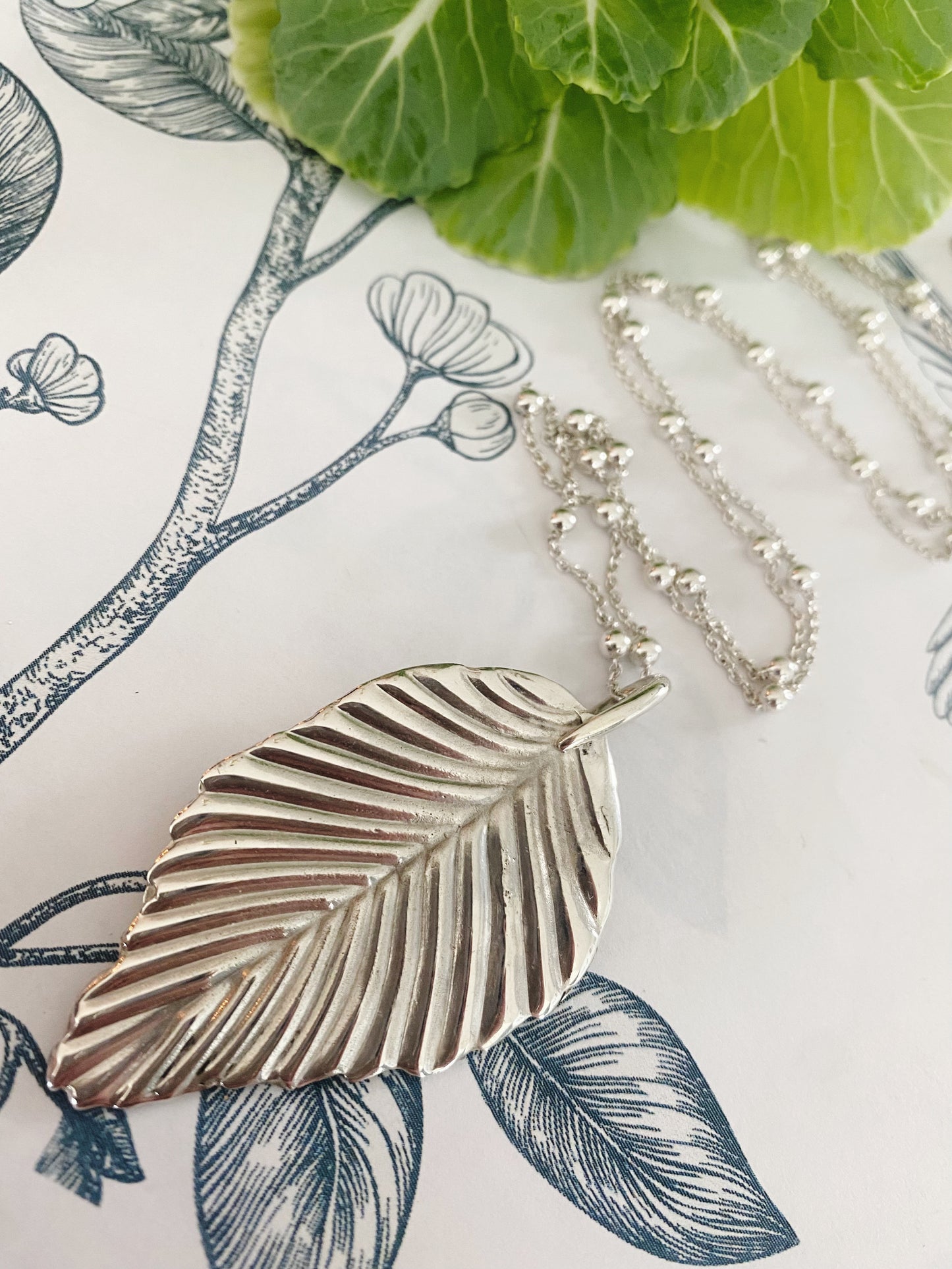 Leaf necklace