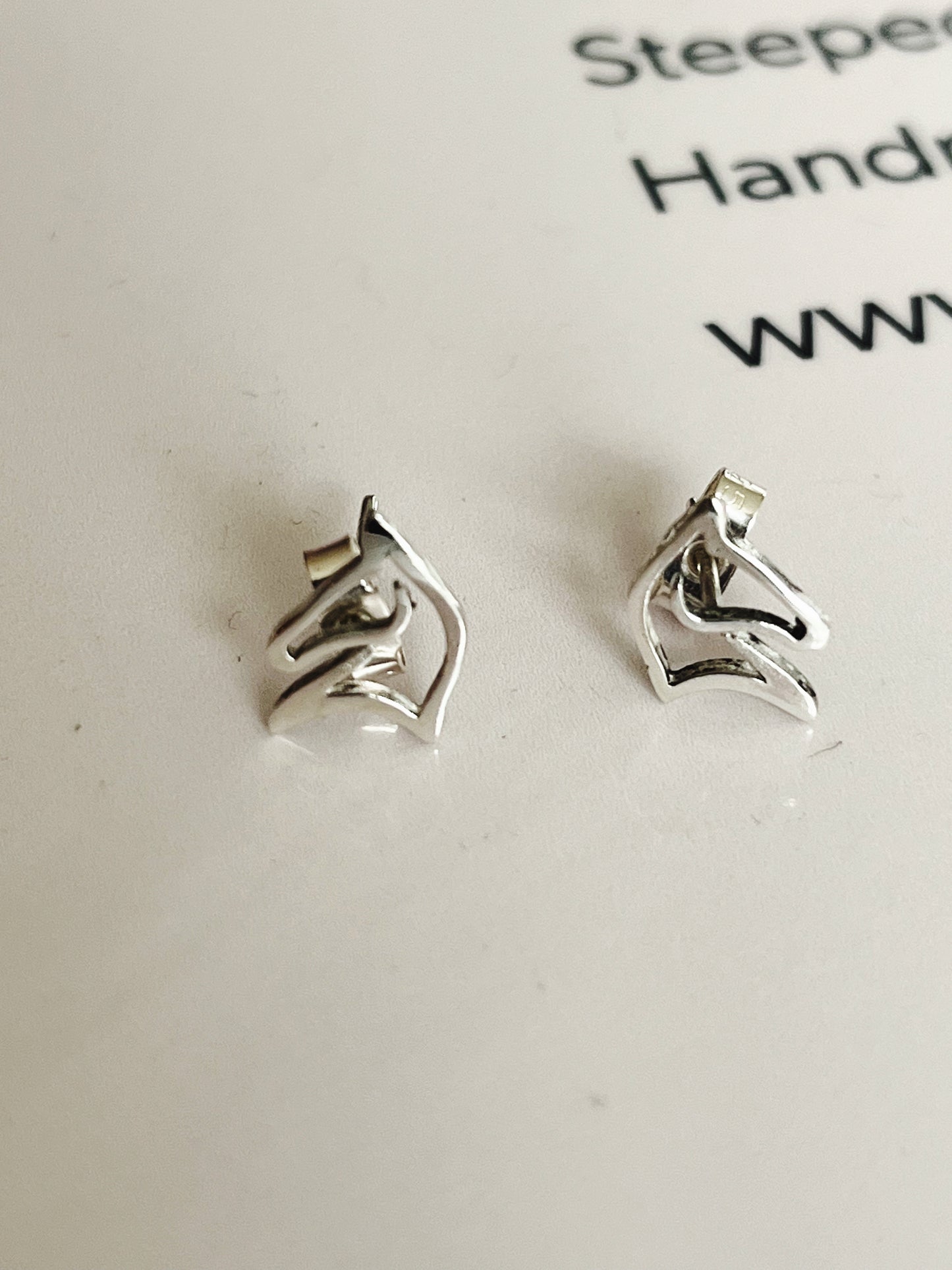 Horse head studs