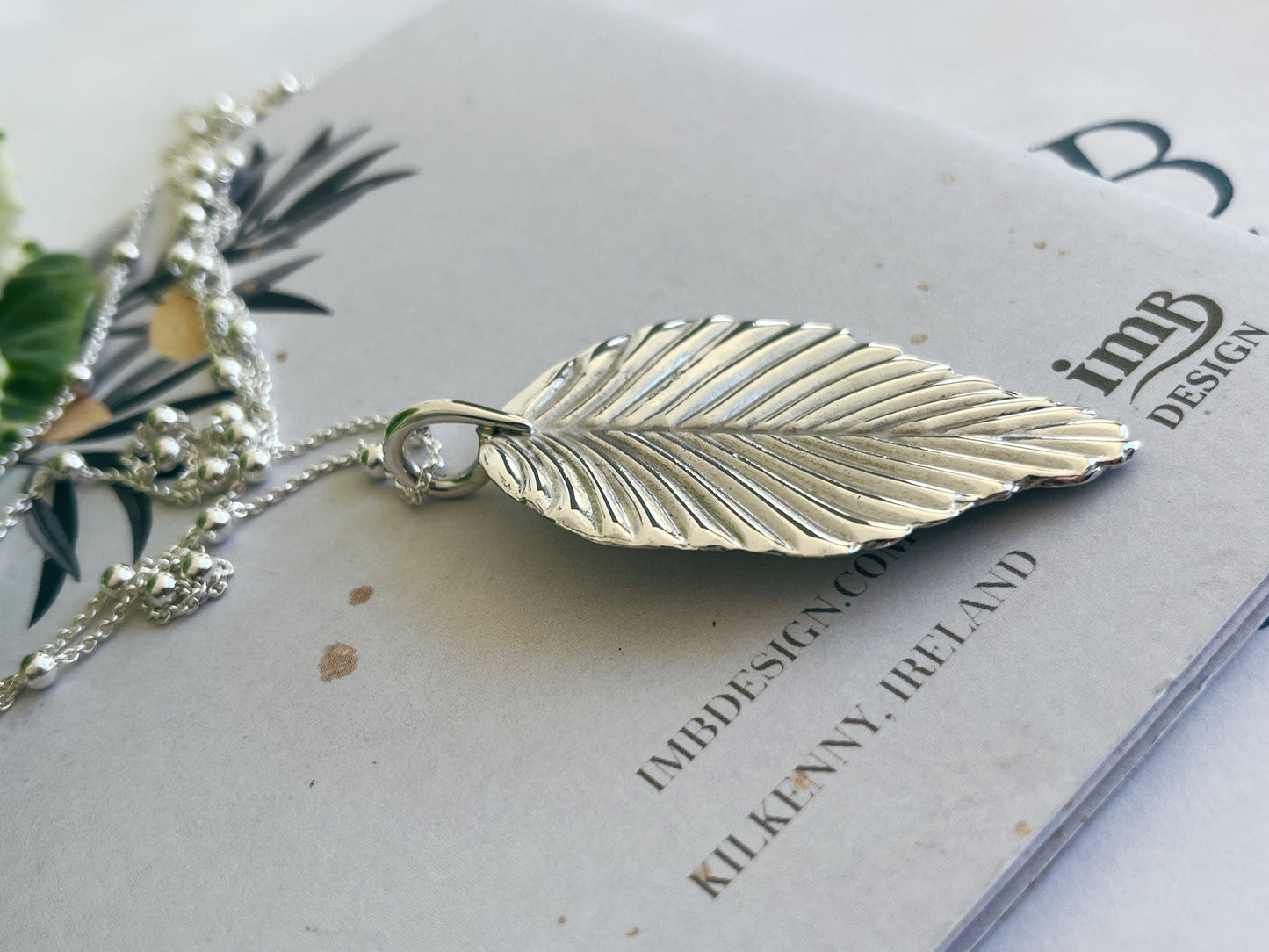 Leaf necklace