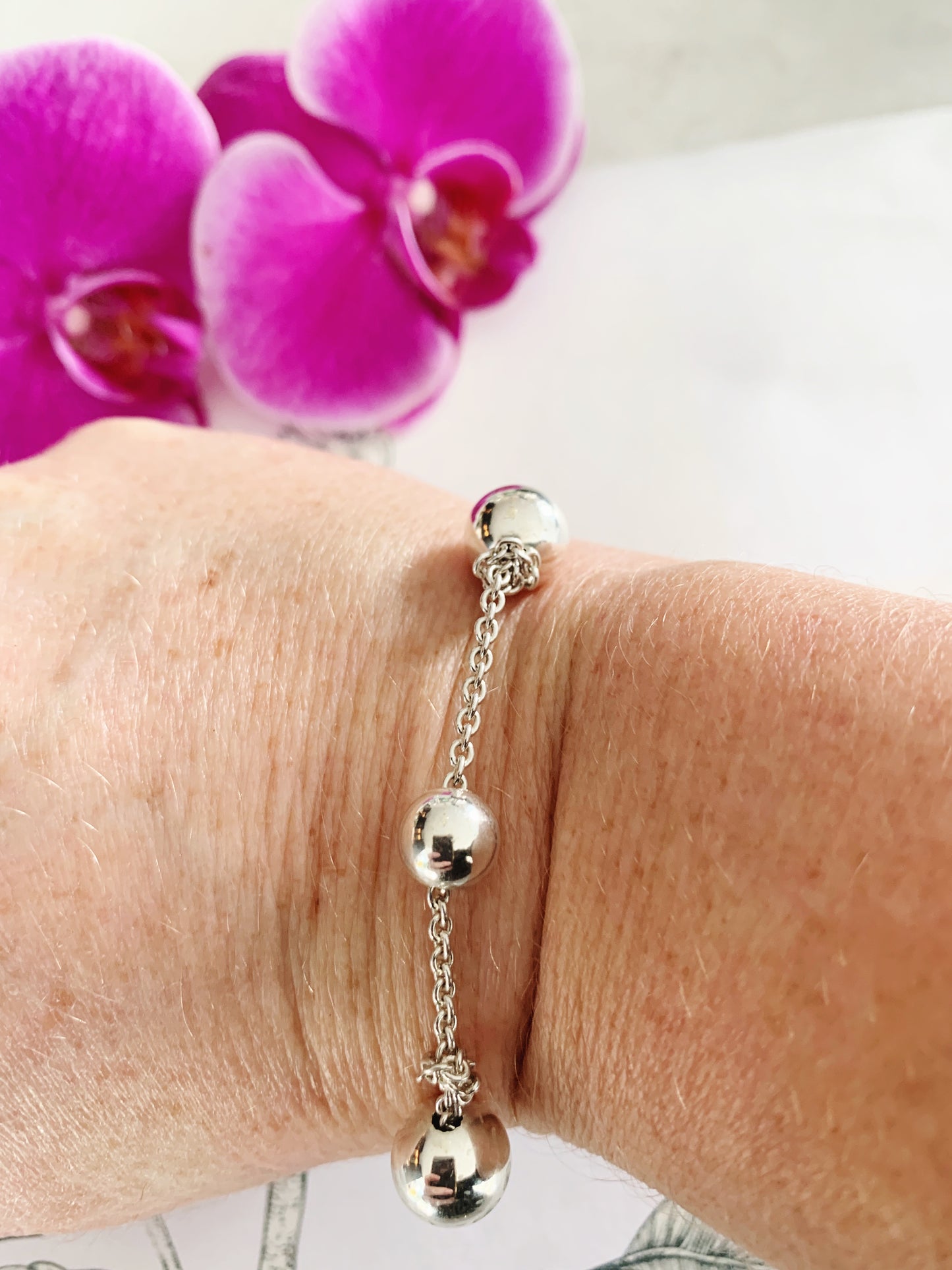 Ball bracelet