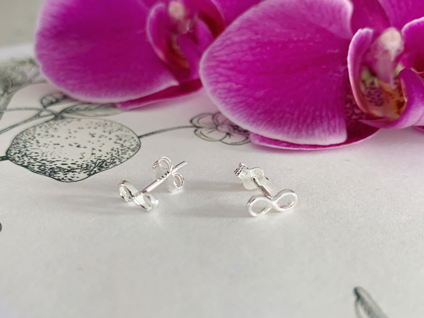 Infinity earrings