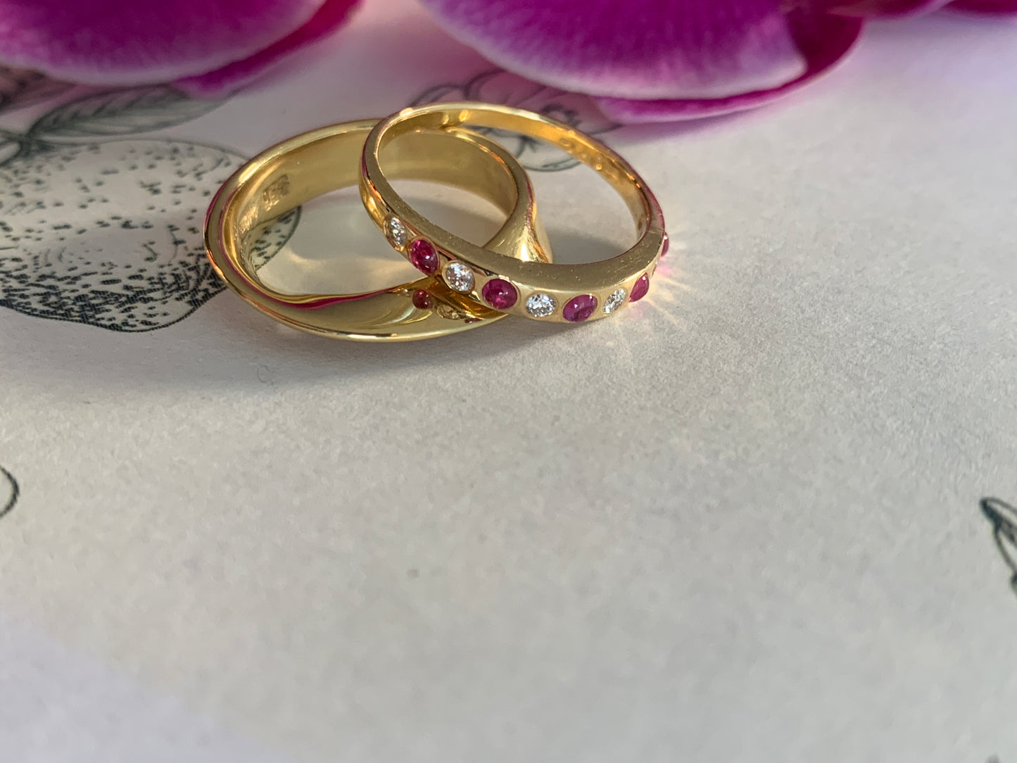Gold twist ring