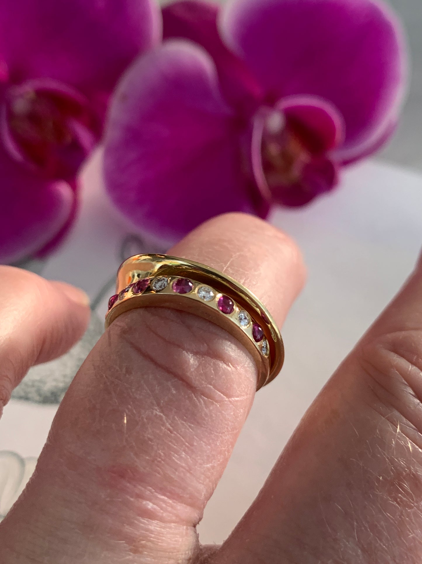 Gold twist ring