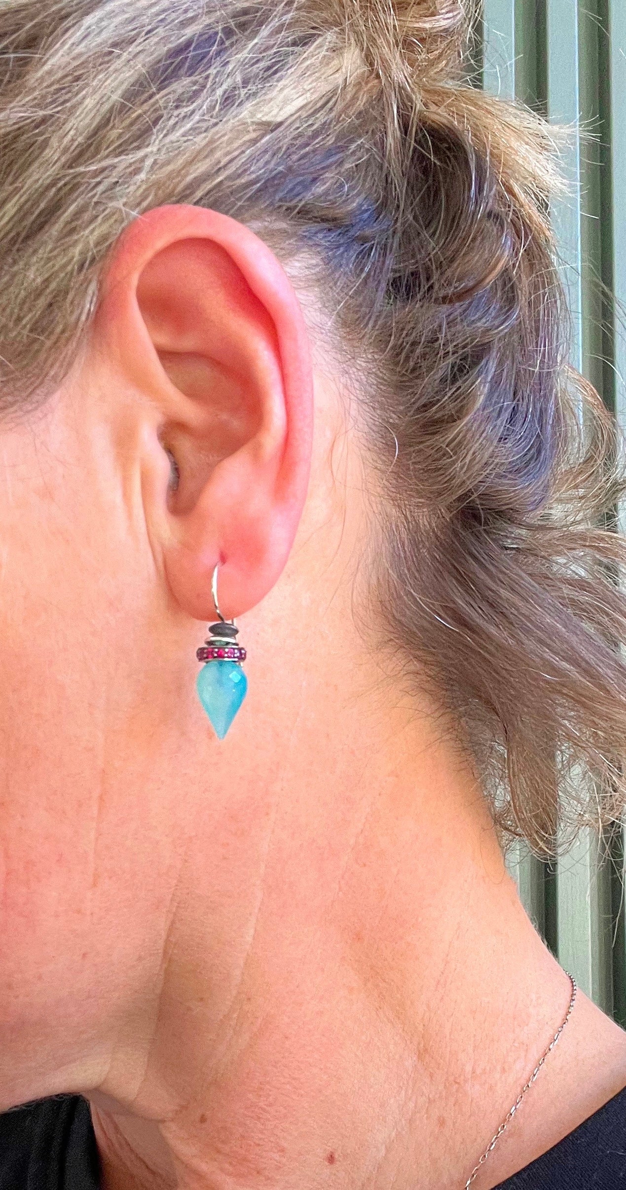 Chalcedony drops